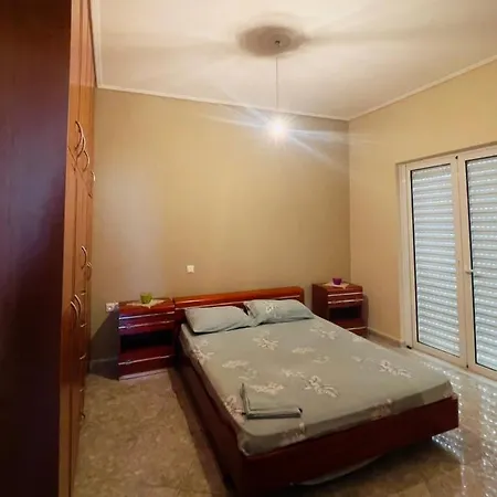 Luxury Seaside Apartment, 3 Bedrooms Livanatai