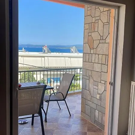 Luxury Seaside Apartment, 3 Bedrooms Holiday home *