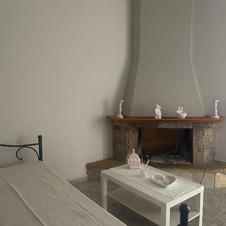 Luxury Seaside Apartment, 3 Bedrooms Livanátai