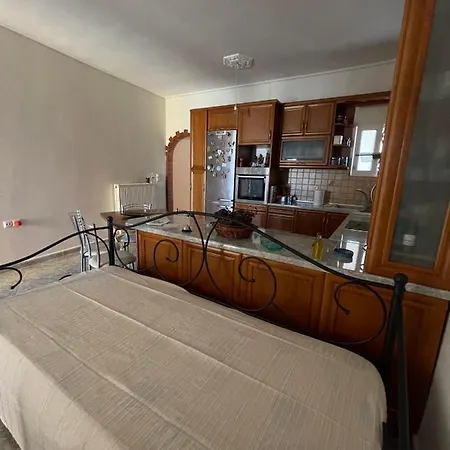 Nyaraló Luxury Seaside Apartment, 3 Bedrooms Livanátesz